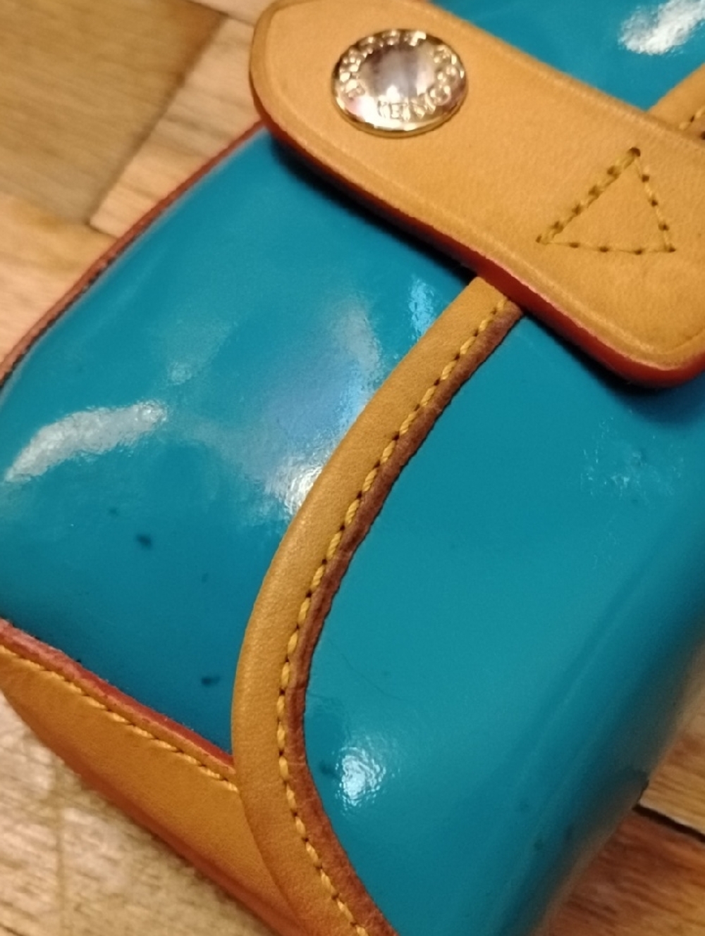Dooney Bourke Teal Green and Tan Women's Wristlet, Clutch. Patent. CLOSING SALE - Picture 11 of 14